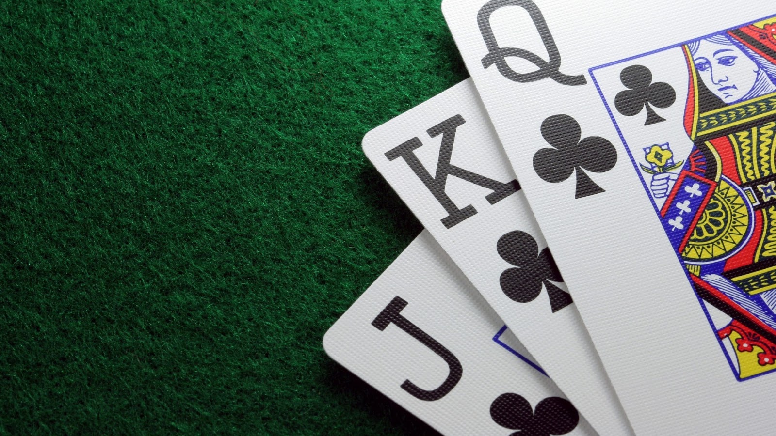 Read more about the article Playing the Hand You’re Dealt: Expert Advice on Card Games